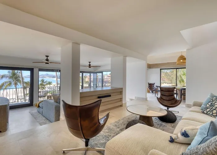 Luxury Unique Oceanfront Penthouse * Cabo San Lucas