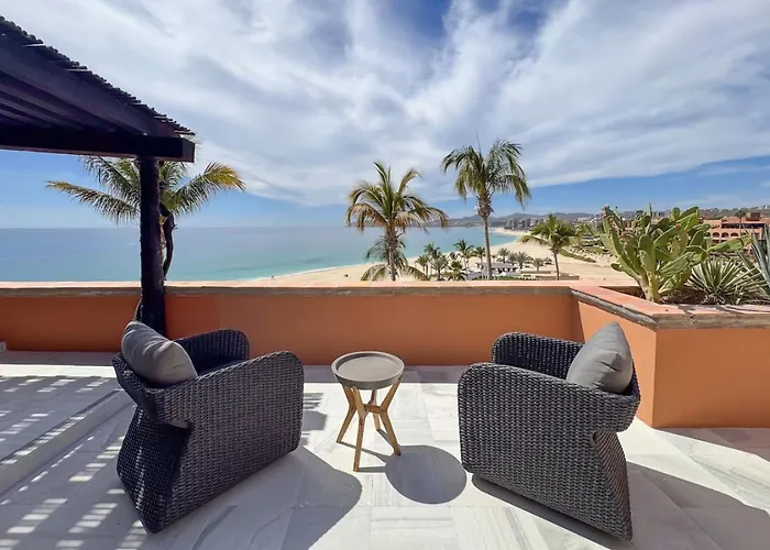 Luxury Unique Oceanfront Penthouse Сasa de vacaciones