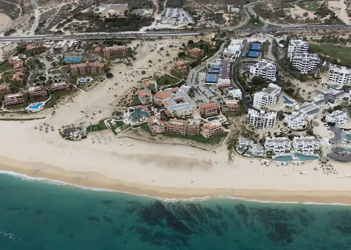 Luxury Unique Oceanfront Penthouse Holiday home